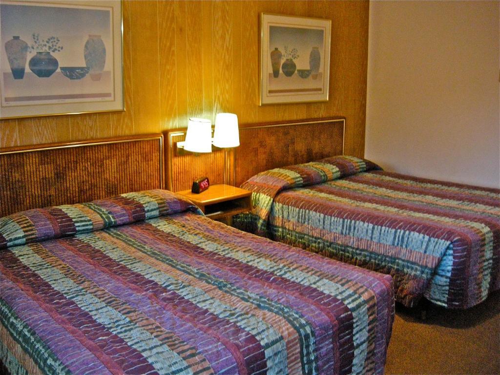 Motel 101 Gold Beach Szoba fotó