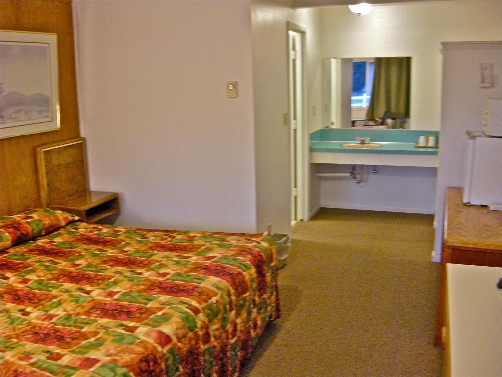 Motel 101 Gold Beach Szoba fotó